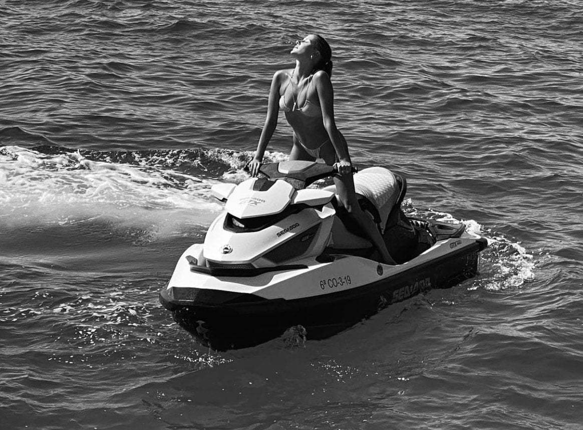 ON VACATION WITH NICO POTUR