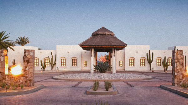 Sommer Swim Girl stays at Las Ventanas in Cabo